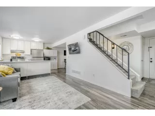 Photo #4: 1583806 Listing