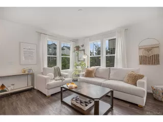 Photo #2: 1584851 Listing 