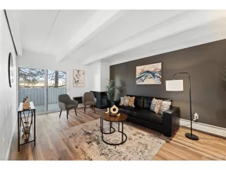 Photo #4: 1588489 Listing 