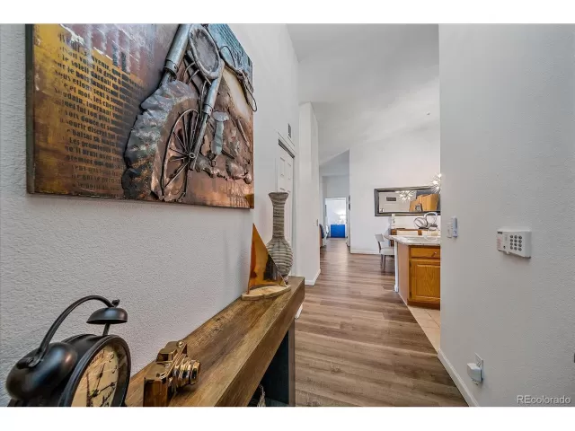 MLS: 1588552 Condo For Sale