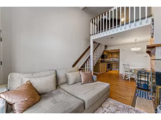 Photo #4: 1588693 Listing