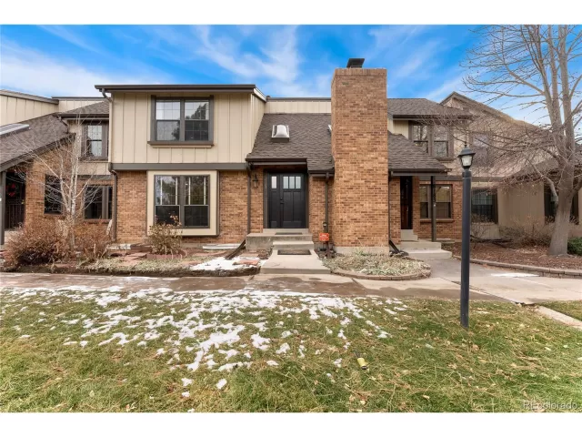 MLS: 1590419 Condo For Sale