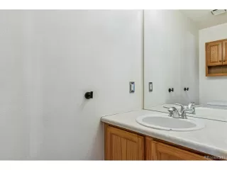 Photo #6: 1592105 Listing 