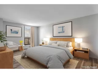 Photo #5: 1593369 Listing 