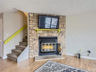 Photo #5: 1594018 Listing