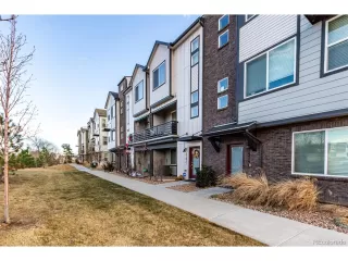 Photo #3: 1594435 Listing 