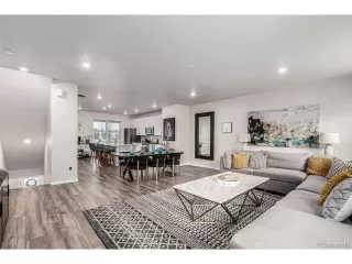 Photo #5: 1594435 Listing 