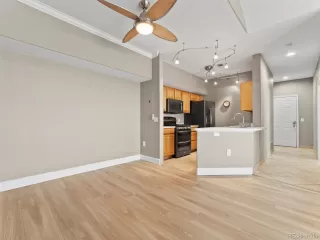 Photo #5: 1594450 Listing 