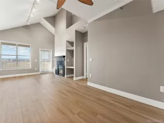 Photo #6: 1594450 Listing 