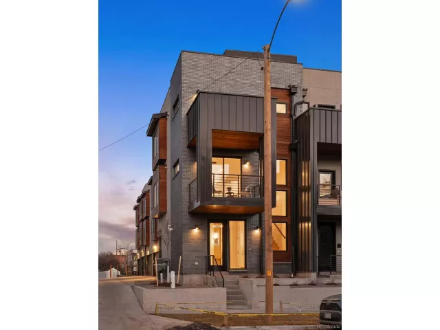 MLS: 1595110 Condo For Sale