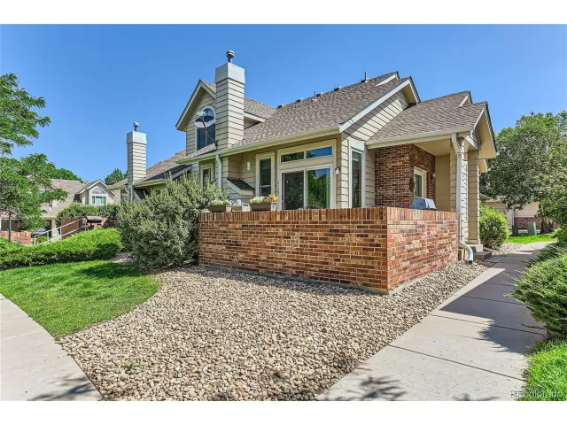 MLS: 1596030 Condo For Sale