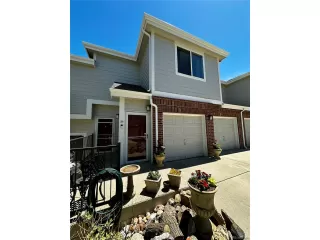 Photo #2: 1596479 Listing