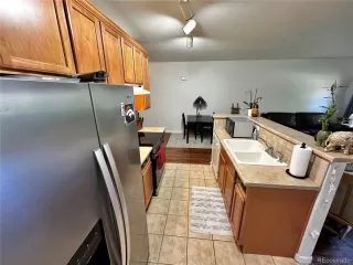 Photo #5: 1596479 Listing