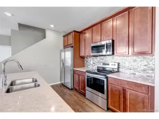 Photo #4: 1596937 Listing 