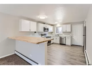 Photo #3: 1597289 Listing 