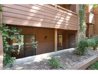 Photo #3: 1598895 Listing