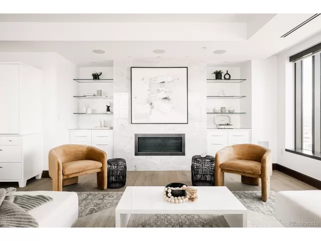 MLS: 1599945 Condo For Sale