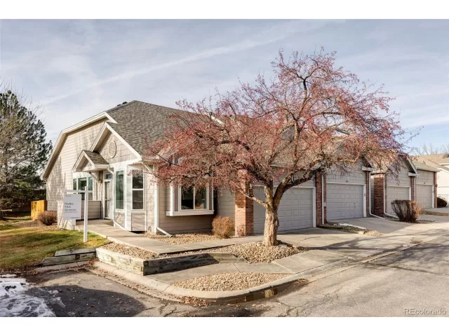 MLS: 1603797 Condo For Sale