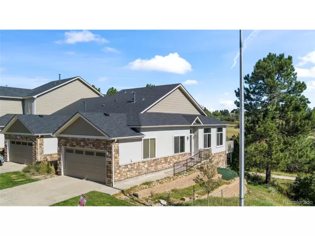 MLS: 1604567 Condo For Sale