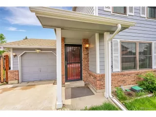 Photo #2: 1604725 Listing