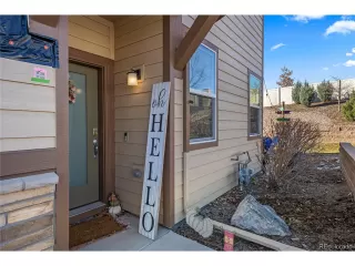 Photo #3: 1606668 Listing