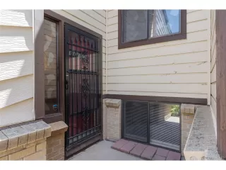 Photo #4: 1607713 Listing