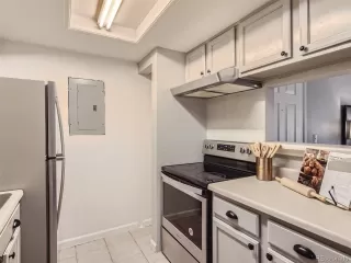 Photo #3: 1612768 Listing 