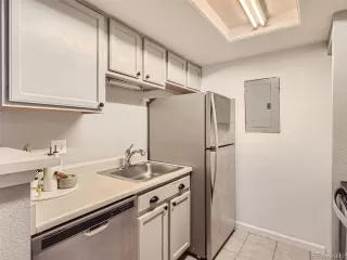 Photo #4: 1612768 Listing 