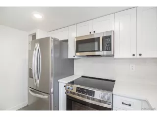 Photo #5: 1616027 Listing