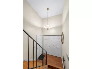 Photo #3: 1618486 Listing