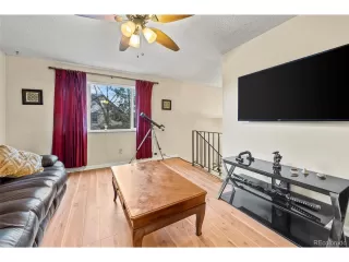 Photo #4: 1618486 Listing