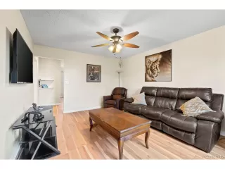 Photo #5: 1618486 Listing