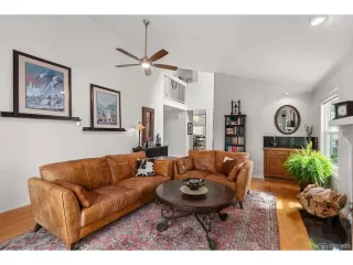 Photo #5: 1619243 Listing 