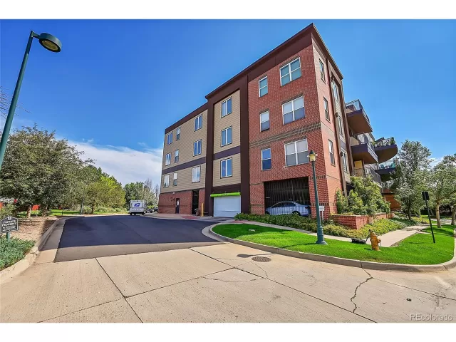 MLS: 1619759 Condo For Sale