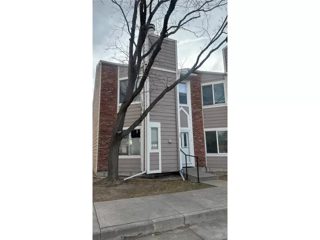 MLS: 1620515 Condo For Sale