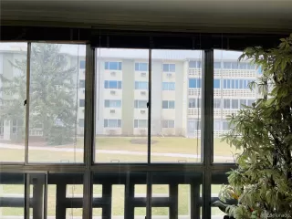 Photo #4: 1620668 Listing 