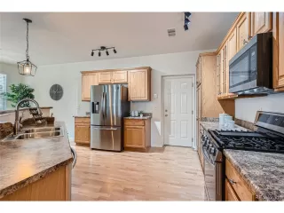 Photo #2: 1621141 Listing 