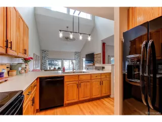 Photo #5: 1621596 Listing 