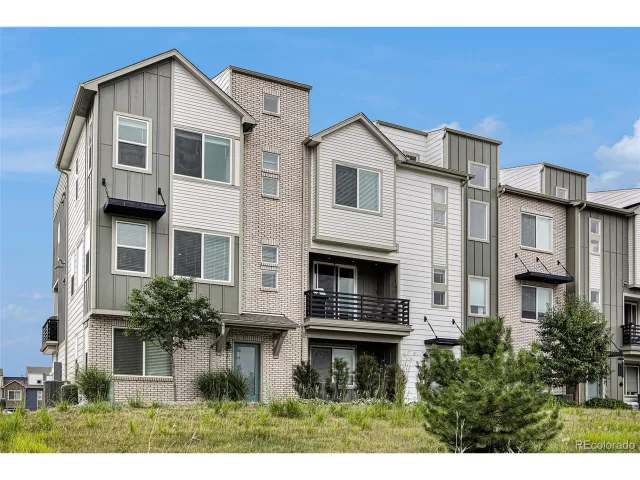 MLS: 1621839 Condo For Sale