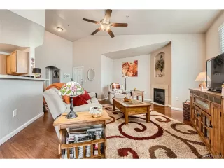 Photo #5: 1622412 Listing 