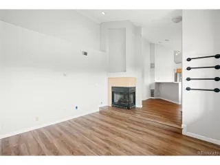 Photo #2: 1622551 Listing 