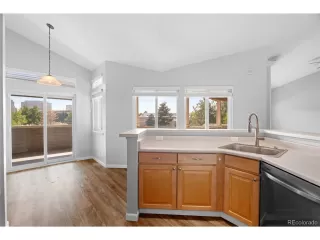 Photo #5: 1622551 Listing 