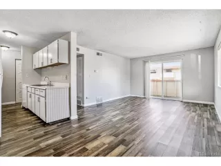 Photo #3: 1622805 Listing 