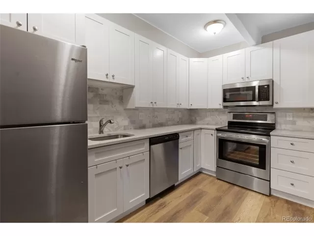 MLS: 1622891 Condo For Sale