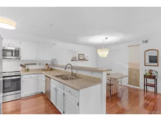 Photo #4: 1623988 Listing 