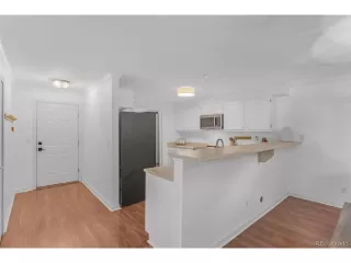 Photo #6: 1623988 Listing 