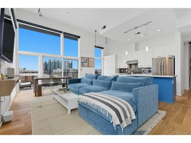 MLS: 1625095 Condo For Sale