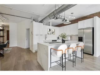 Photo #5: 1625436 Listing