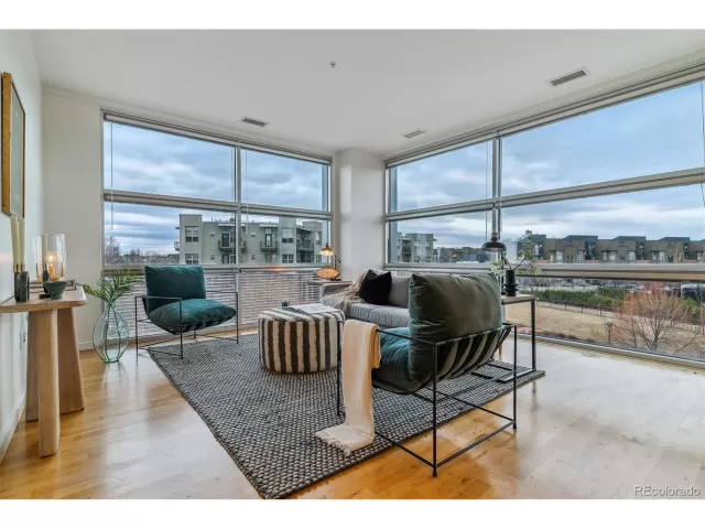 MLS: 1625807 Condo For Sale