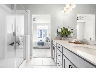 Photo #5: 1628166 Listing